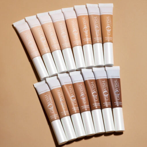 GloWish Bright Light Hydrating Sheer Vegan Concealer - 04 Light Medium