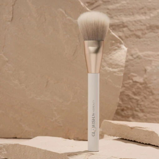 GloWish All Over Bronze Brush