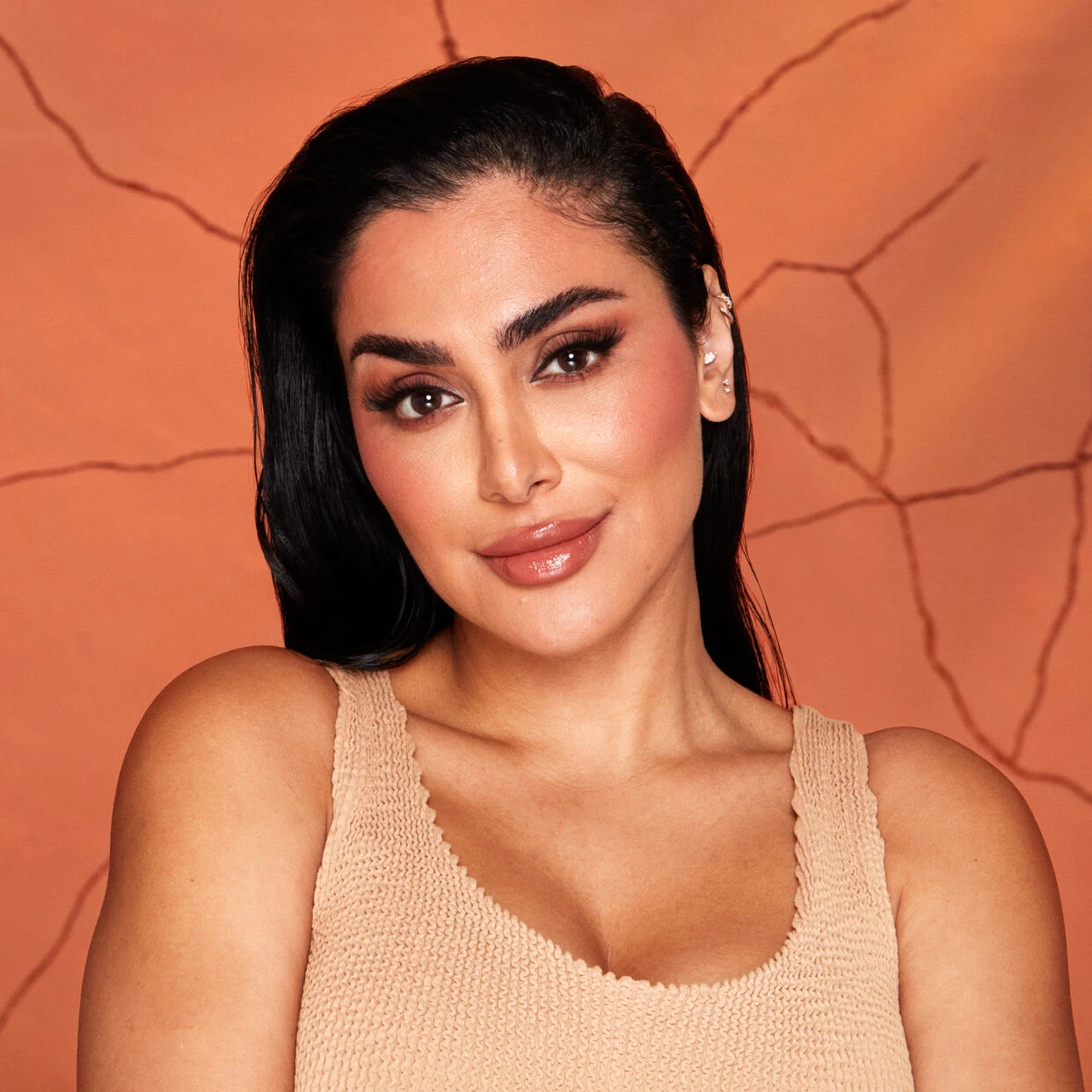 GloWish Cheeky Vegan Blush Powder Sassy Saffron 2 GloWish Cheeky Vegan Blush Powder Sassy Saffron - Image 2