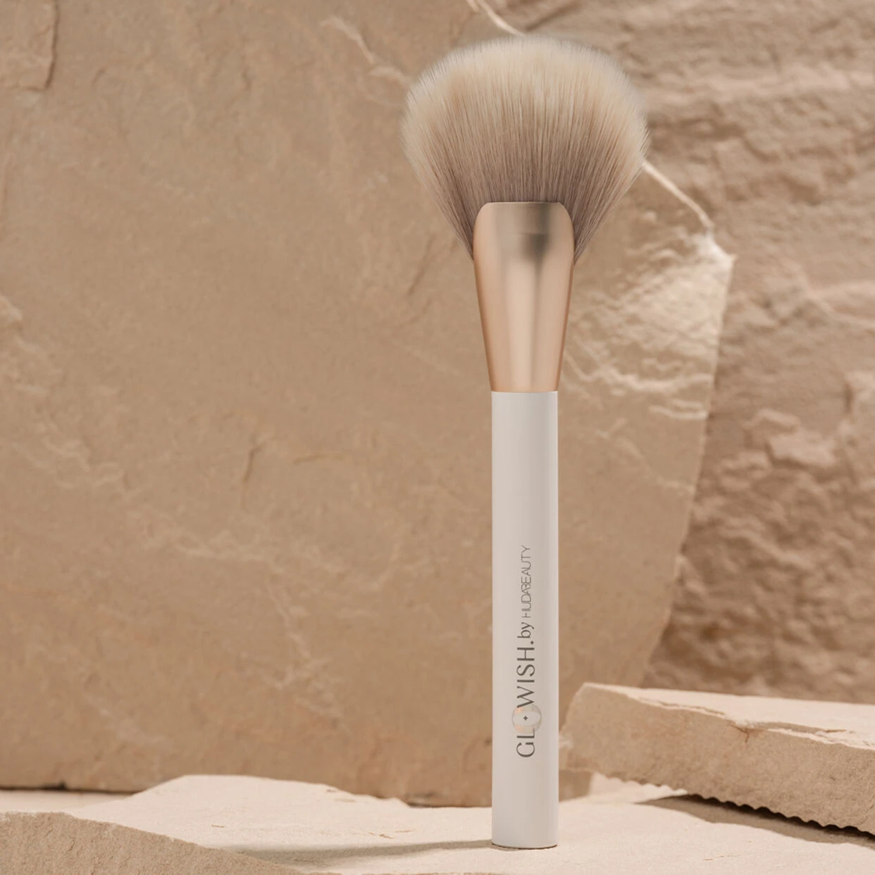 GloWish Airbrush Finish Skin Tint Brush 1 GloWish Airbrush Finish Skin Tint Brush